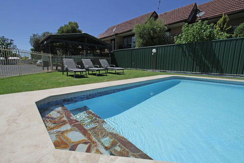 Atlas Motel - SA Accommodation 2