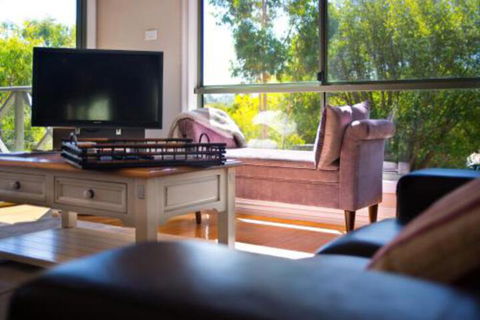 Ducks Bay - SA Accommodation 2
