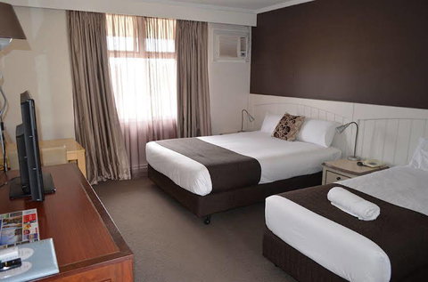 Amity Motor Inn - SA Accommodation 4