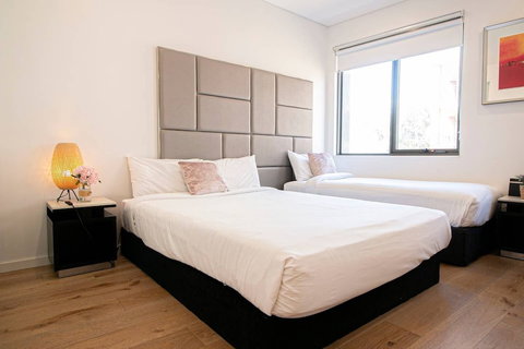 E06-darling Harbour Studio - SA Accommodation 2