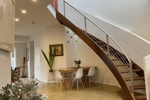 315 West St. Kilda 3 Bedroom House - SA Accommodation 4