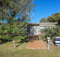 The Croft 11 Boulder Bay Rd Cosy Beach House with Aircon  only 270m to the Beach - SA Accommodation