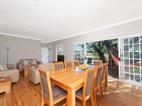 The Croft 11 Boulder Bay Rd Cosy Beach House With Aircon & Only 270m To The Beach - SA Accommodation 5