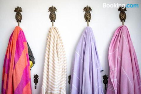 Beauty On Booker Bay - SA Accommodation 4