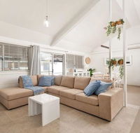 Little Kingsley Beach House 59A Kingsley Drive - SA Accommodation