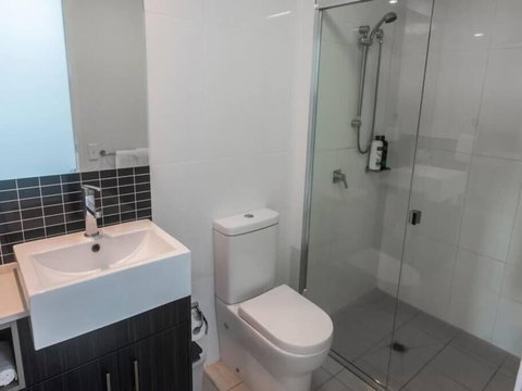 Airtrip Apartments On River Street - SA Accommodation 6