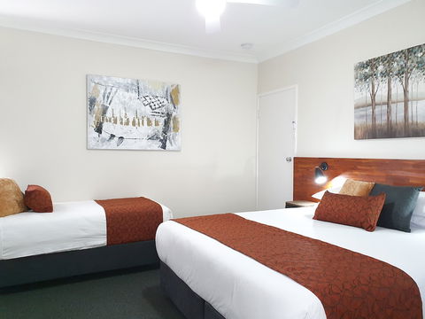 Black Sheep Motel Goulburn - SA Accommodation 5