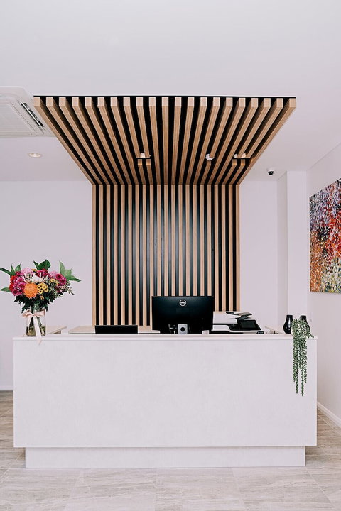 Tom's Court Hotel - SA Accommodation 5