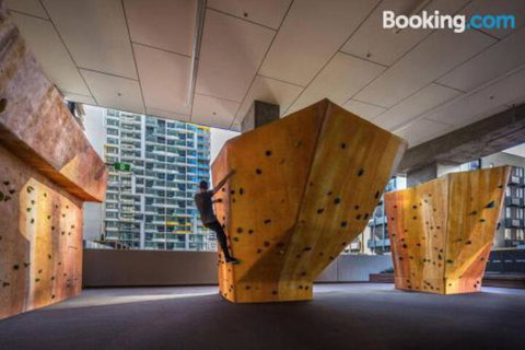 An Exquisite 2BR Apt With Stunning City Views - SA Accommodation 6