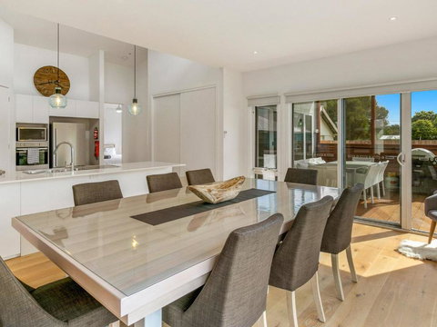 Absolutely Beach - SA Accommodation 3