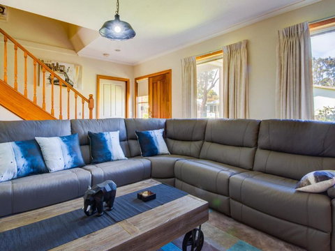 Albert Park - SA Accommodation 2