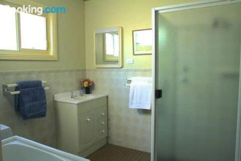 Schoolhouse Cottage American River - SA Accommodation 5