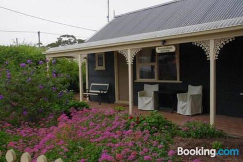Schoolhouse Cottage American River - SA Accommodation 3