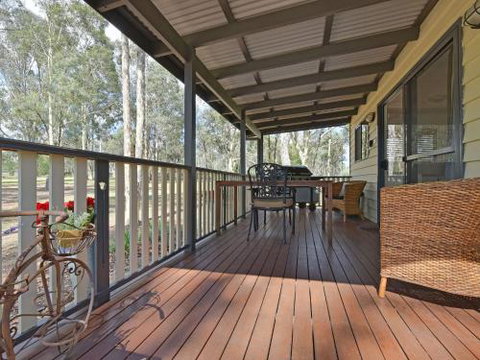 Olive Grove Villa 3 Suite With Large Bath - SA Accommodation 4