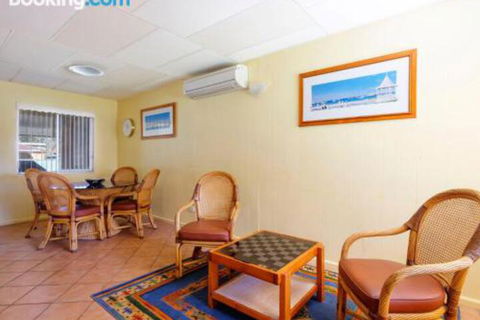 Perrumba Street Cottage - SA Accommodation 1
