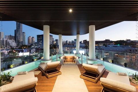 FV Iconic Designer APT, Parking, Near CBD Qfv147-14 - SA Accommodation 3