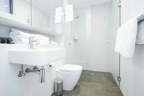 B03-darling Harbour 1 BDR APT - SA Accommodation 3