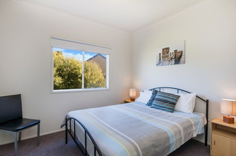 Julieanne - SA Accommodation 3