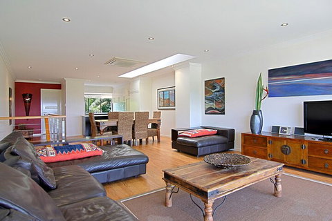 A Perfect Stay - 3 James Cook Apartments - SA Accommodation 5