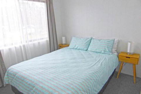 The Relax Shack At Culburra Beach Sleeps 7 - SA Accommodation 2