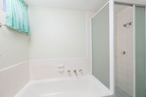 Ebbtide Unit 07 - SA Accommodation 3