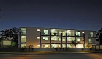 Shoal Bay Beachclub Apartments - SA Accommodation 2