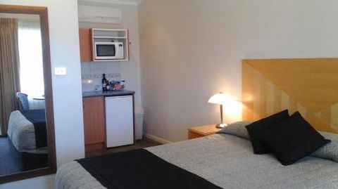 Willows Motel - SA Accommodation 4