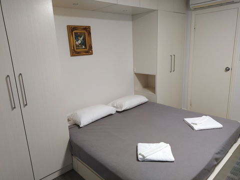 Regency Apartments - SA Accommodation 1