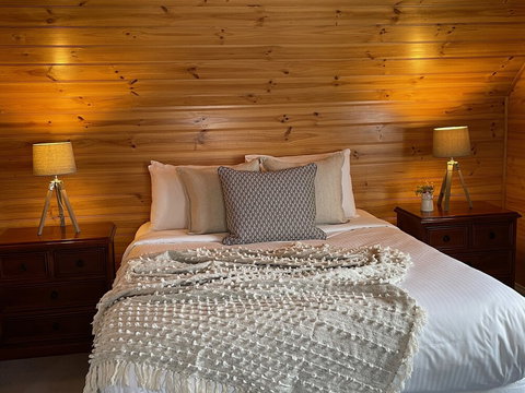 Dunes - Elegant Beach Villa With Huge Swim Spa - SA Accommodation 1