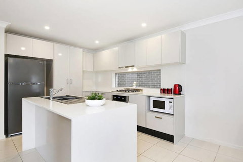 Alpine Place Villas - SA Accommodation 0