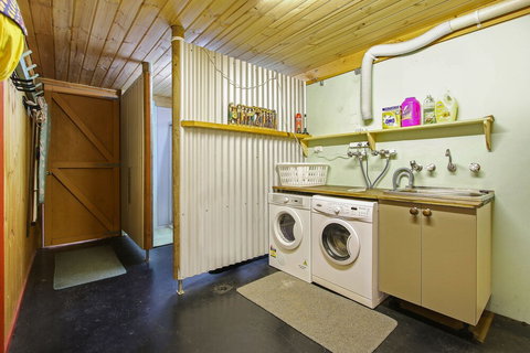 Feathertop Views And Dorm - SA Accommodation 4