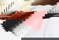 OLIVER Laneway Art, Fed Square & Top Restaurants - SA Accommodation 0