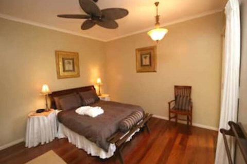 Noosa Country House - SA Accommodation 4