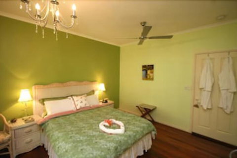 Noosa Country House - SA Accommodation 5