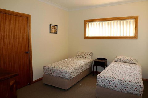 Tracks End Retreat - SA Accommodation 3