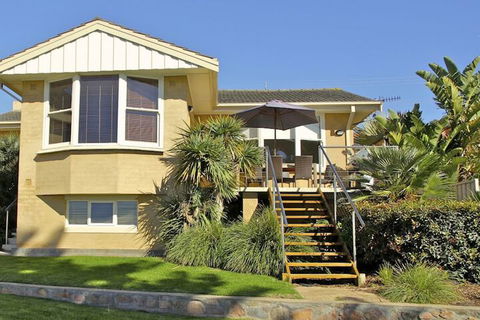 Bay 10 Accommodation - SA Accommodation 3
