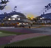 Grand Tasman Hotel - SA Accommodation
