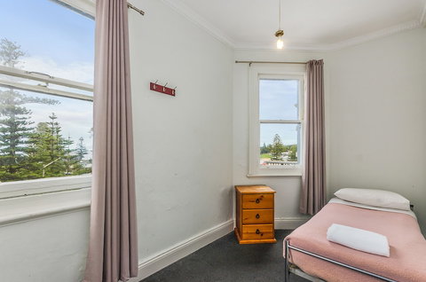 Grand Hotel Kiama - SA Accommodation 3
