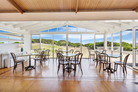 Clifftop Boutique Accommodation - SA Accommodation 3