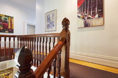 Auldington Hotel - SA Accommodation 4