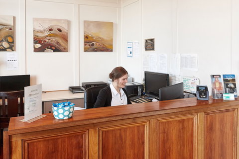 Auldington Hotel - SA Accommodation 3