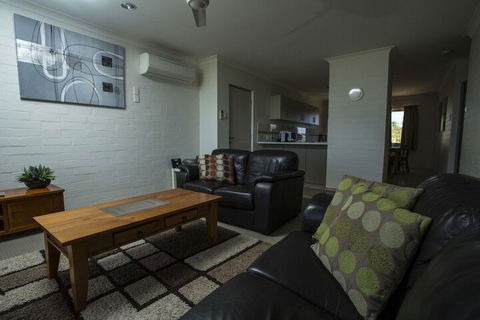 Kalbarri Murchison View Apartments - SA Accommodation 6