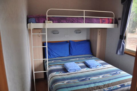 Western KI Caravan Park - SA Accommodation 3