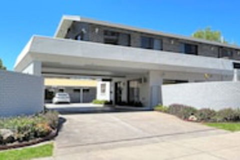 Albury Garden Court Motel - SA Accommodation 0