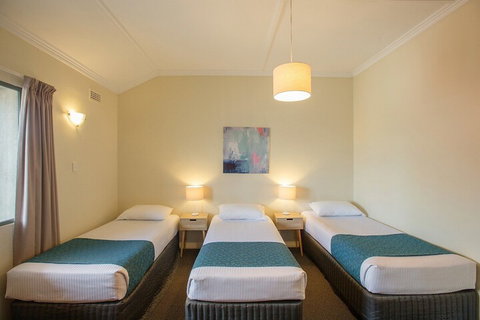 Greenways Apartments - SA Accommodation 7