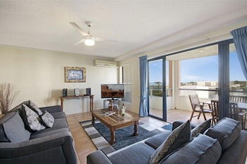 Salerno On The Beach - SA Accommodation 6