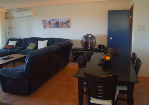 Salerno On The Beach - SA Accommodation 4