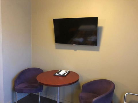 The Astor Hotel Motel - SA Accommodation 5