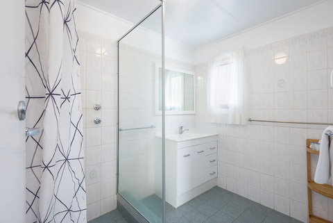 Albany Holiday Units - SA Accommodation 5