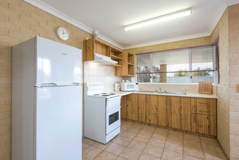 Albany Holiday Units - SA Accommodation 2